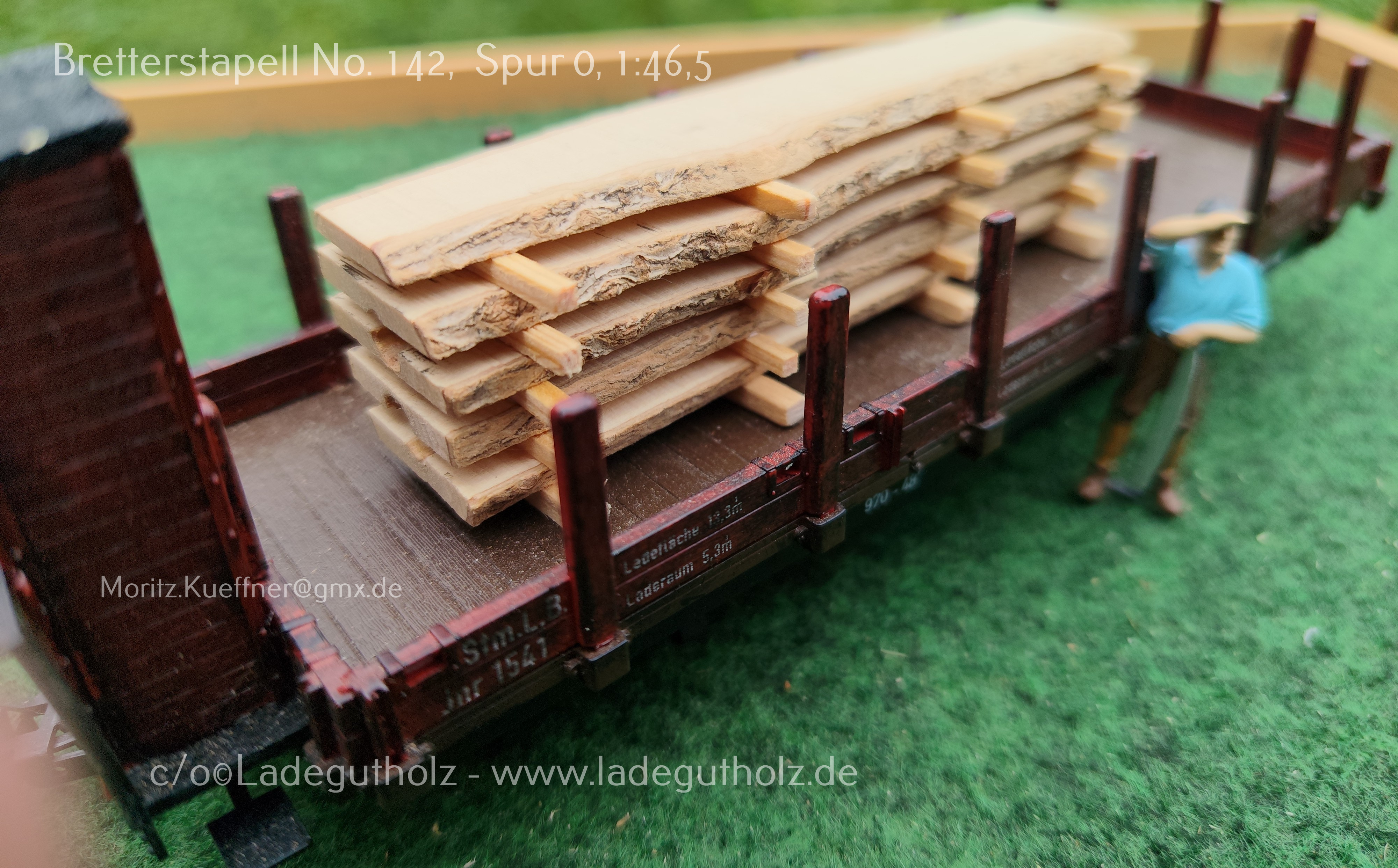 Bretterstapel, Handarbeit, 5 Bretter (142)